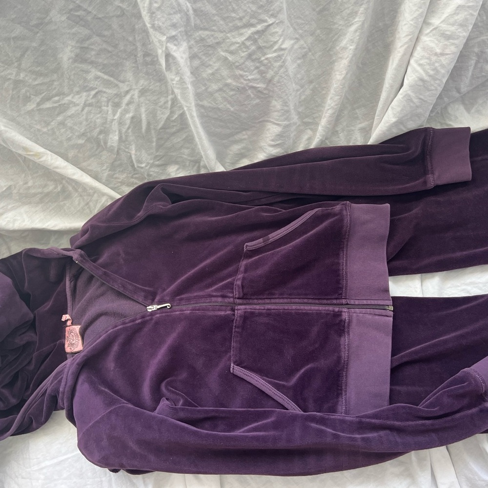 Juicy couture tracksuit size s for top and p bottom